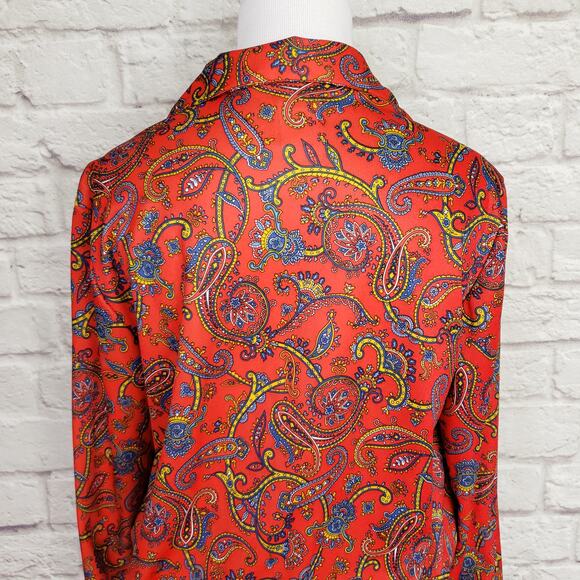 Vintage 70s Lady Arrow Bold Red Paisley Polyester Blouse Smocked Bottom Fits M/L - Picture 11 of 12